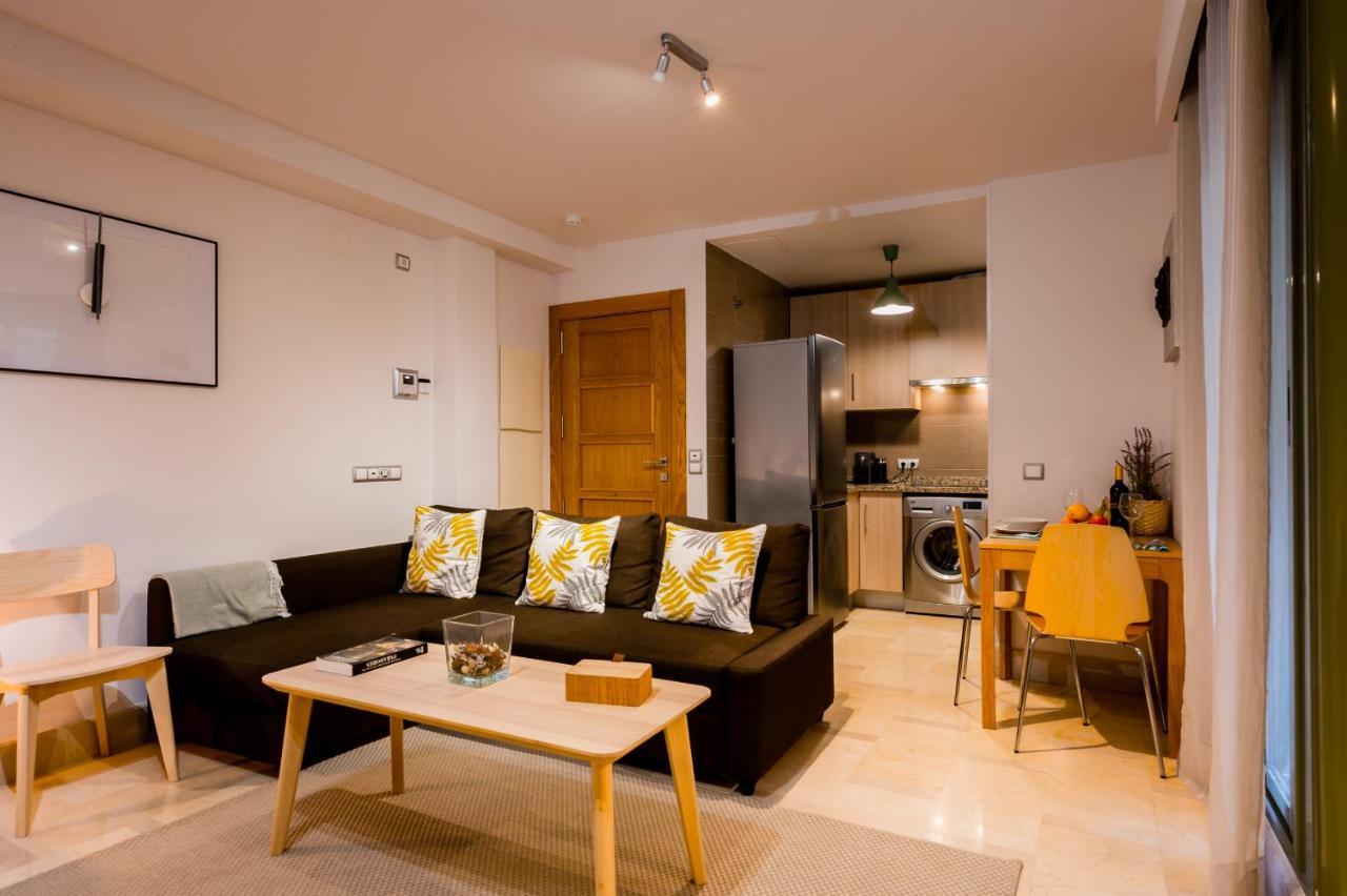 Azofaifo Donkey Apartment Sevilla Bagian luar foto