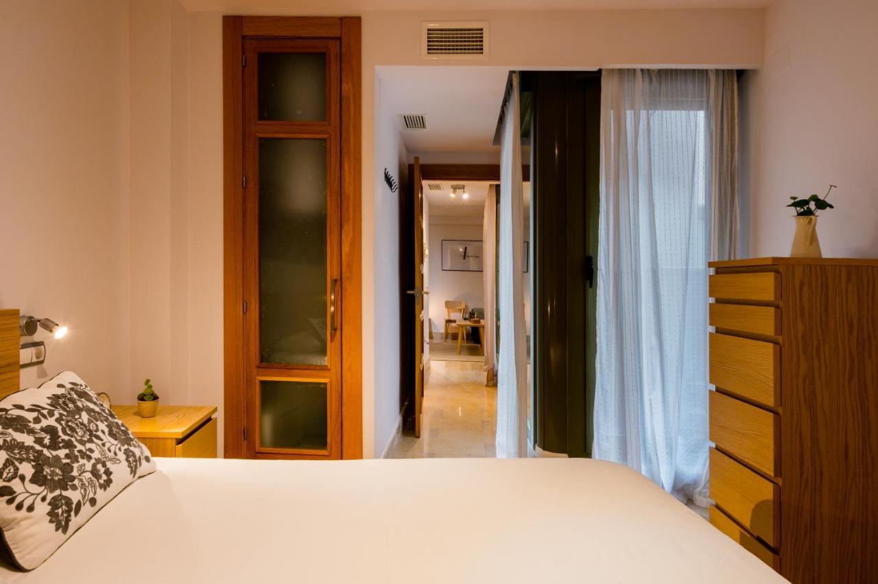Azofaifo Donkey Apartment Sevilla Bagian luar foto