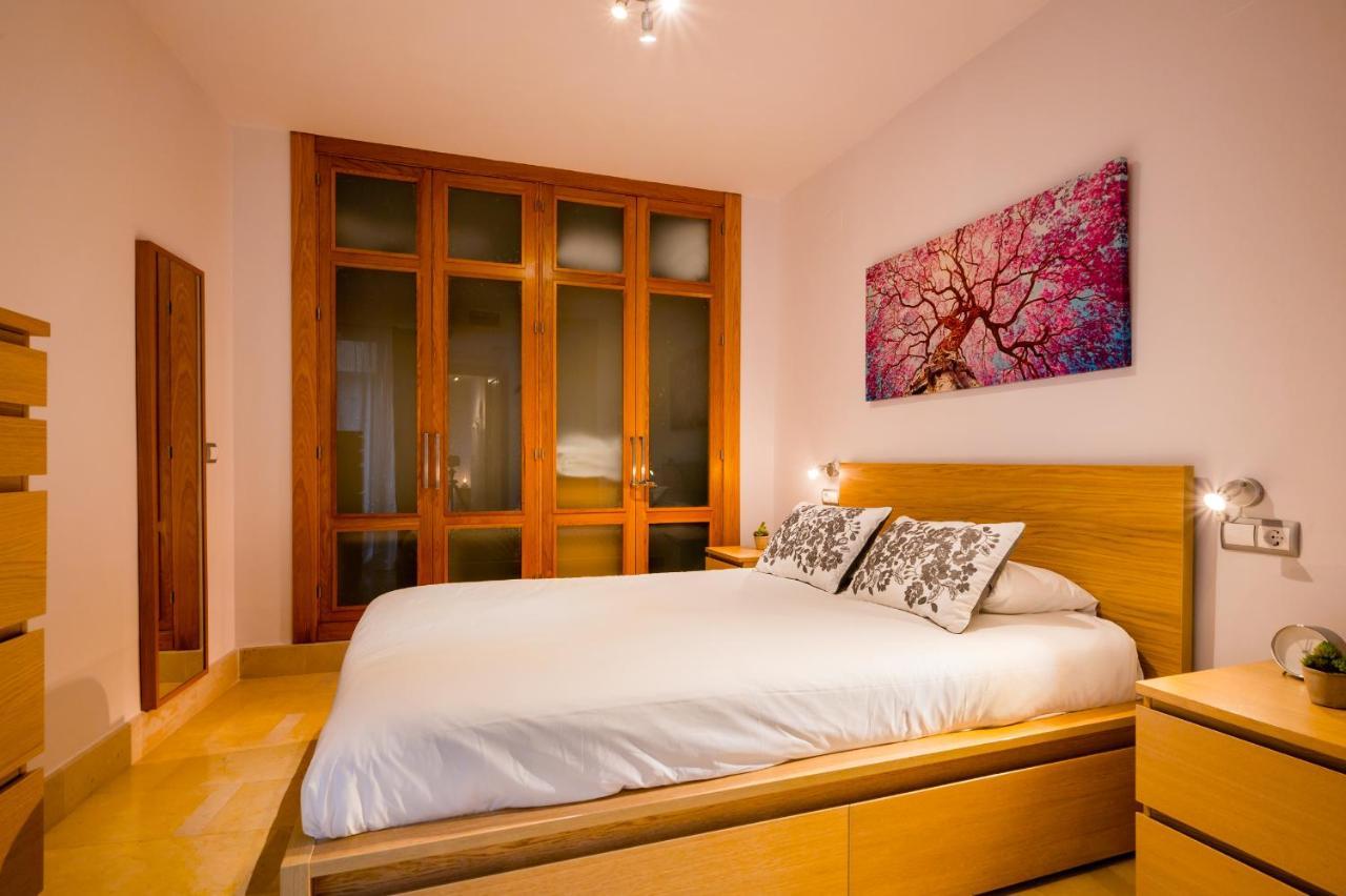 Azofaifo Donkey Apartment Sevilla Bagian luar foto